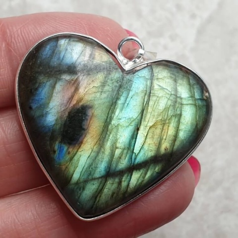 Labradorite pendant 36x32 mm no 963 Labradorite pendant 36x32 mm no 963