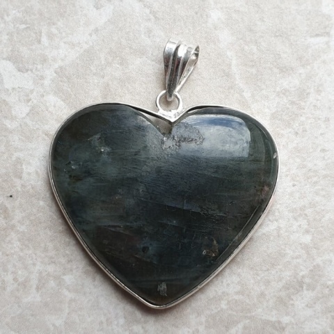 Labradorite pendant 36x33 mm no 956 Labradorite pendant 36x33 mm no 956