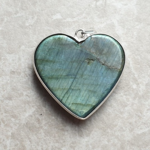 Labradorite pendant 36x34 mm no 990 Labradorite pendant 36x34 mm no 990