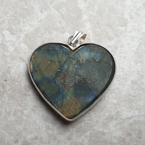 Labradorite pendant 37x33 mm no 970 Labradorite pendant 37x33 mm no 970