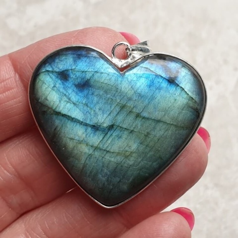 Labradorite pendant 37x33 mm no 972 Labradorite pendant 37x33 mm no 972