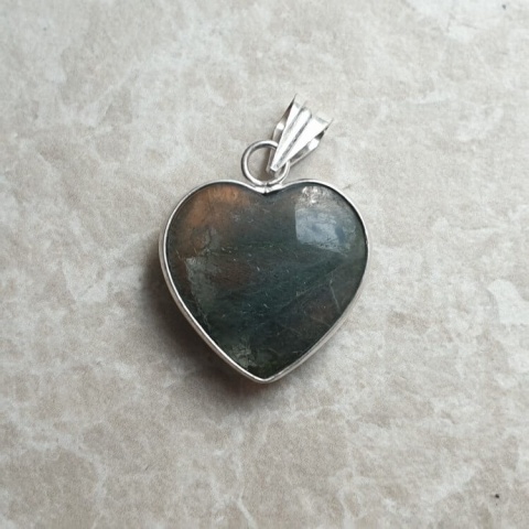 Labradorite pendant 21x20 mm no A54 Labradorite pendant 21x20 mm no A54
