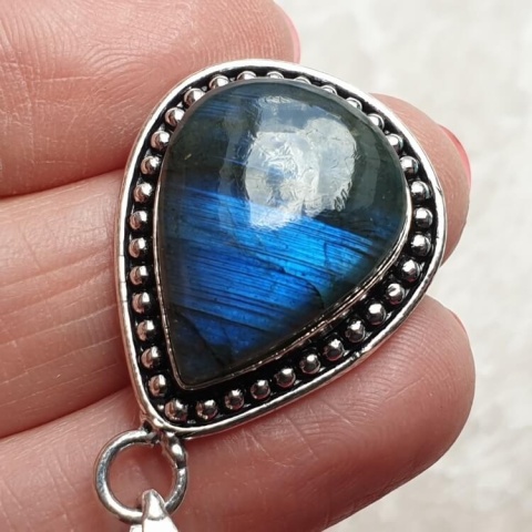 Labradorite pendant 22x17 mm no A205 Labradorite pendant 22x17 mm no A205