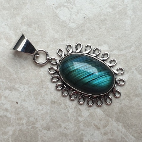 Labradorite pendant 23x15 mm no A74 Labradorite pendant 23x15 mm no A74