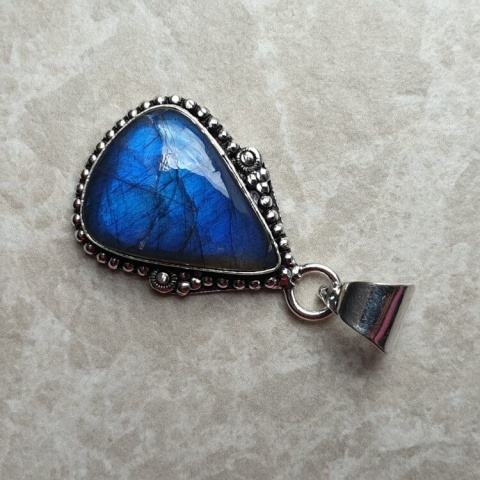 Labradorite pendant 23x18 mm no A149 Labradorite pendant 23x18 mm no A149