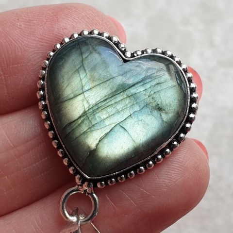 Labradorite pendant 23x22 mm no A247 Labradorite pendant 23x22 mm no A247