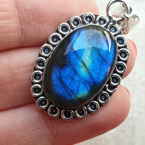 Labradorite pendant 24x17 mm no A189 Labradorite pendant 24x17 mm no A189