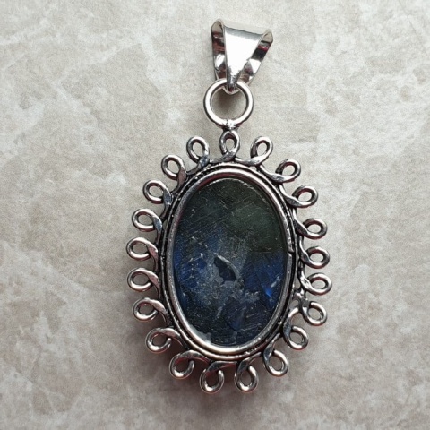 Labradorite pendant 24x17 mm no A252 Labradorite pendant 24x17 mm no A252