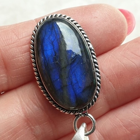 Labradorite pendant 25x15 mm no A127 Labradorite pendant 25x15 mm no A127