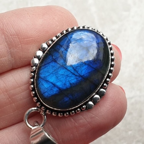 Labradorite pendant 25x18 mm no A146 Labradorite pendant 25x18 mm no A146