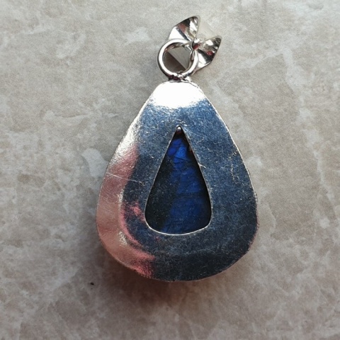 Labradorite pendant 25x18 mm no A239 Labradorite pendant 25x18 mm no A239