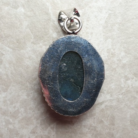 Labradorite pendant 25x18 mm no A251 Labradorite pendant 25x18 mm no A251