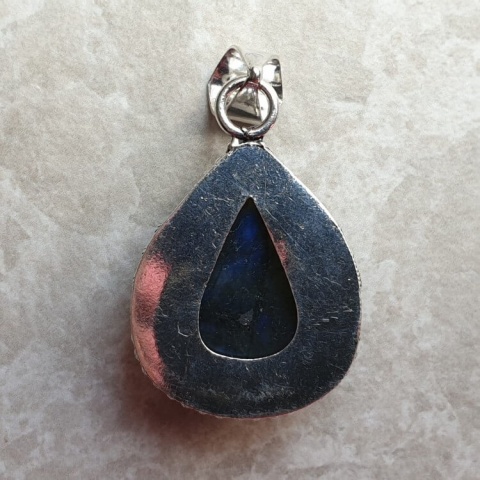 Labradorite pendant 25x20 mm no A241 Labradorite pendant 25x20 mm no A241