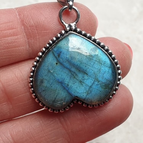 Labradorite pendant 25x22 mm no A166 Labradorite pendant 25x22 mm no A166