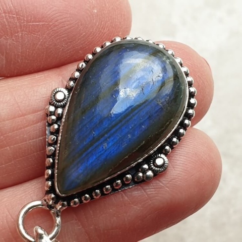 Labradorite pendant 26x16 mm no A162 Labradorite pendant 26x16 mm no A162