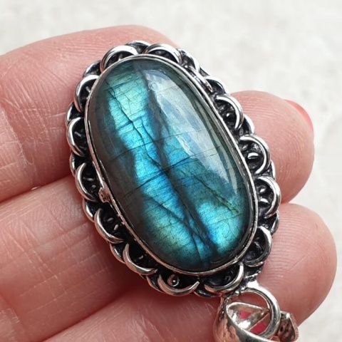 Labradorite pendant 26x16 mm no A249 Labradorite pendant 26x16 mm no A249