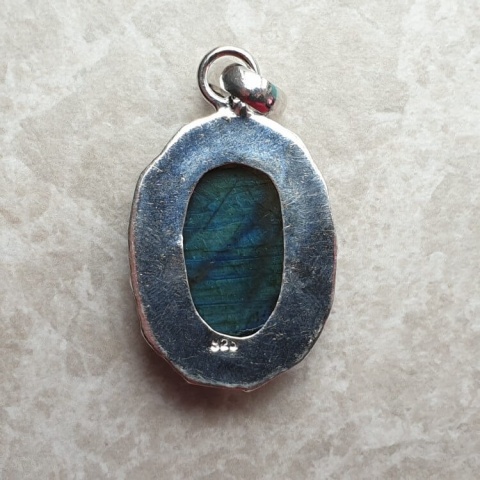 Labradorite pendant 26x18 mm no A201 Labradorite pendant 26x18 mm no A201