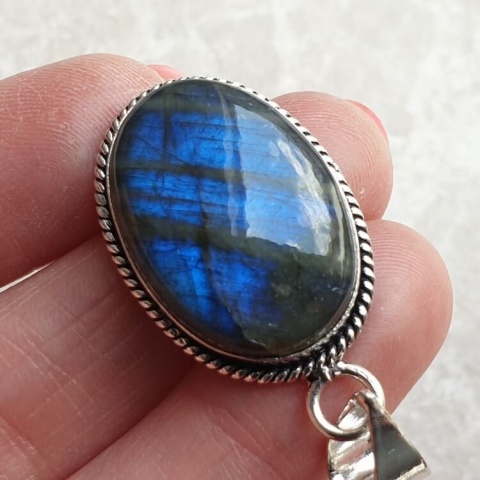 Labradorite pendant 26x18 mm no A244 Labradorite pendant 26x18 mm no A244
