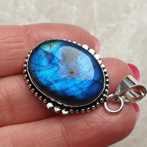 Labradorite pendant 26x19 mm no A100 Labradorite pendant 26x19 mm no A100