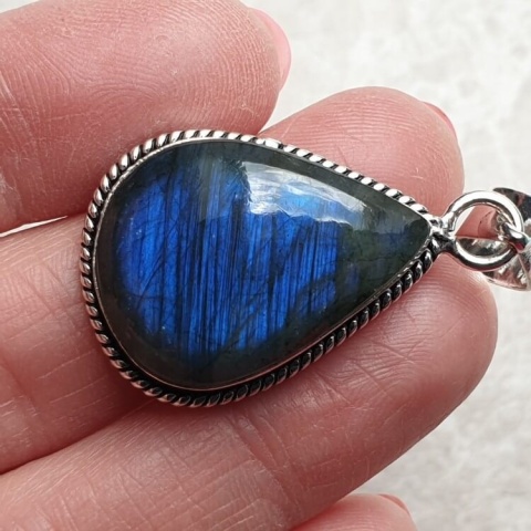 Labradorite pendant 26x19 mm no A161 Labradorite pendant 26x19 mm no A161