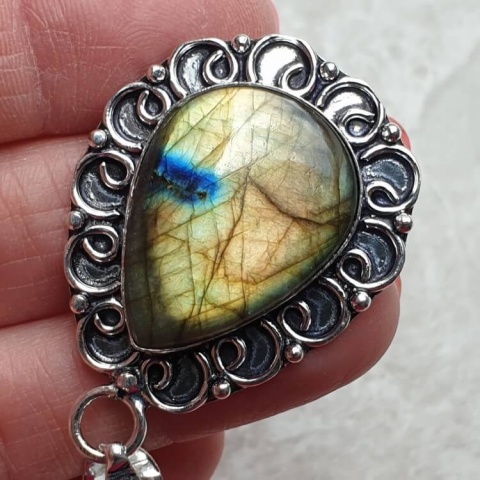 Labradorite pendant 26x20 mm no A158 Labradorite pendant 26x20 mm no A158