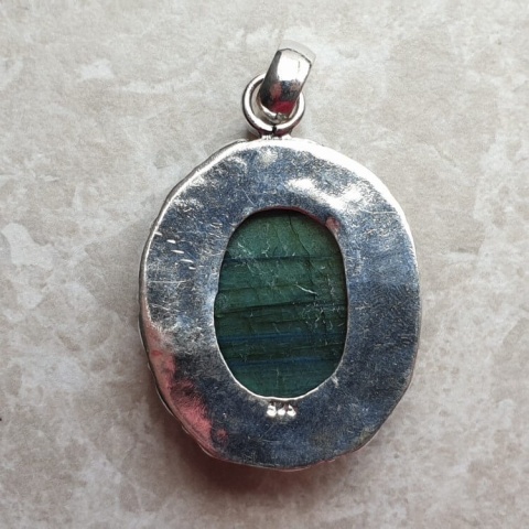 Labradorite pendant 26x20 mm no A217