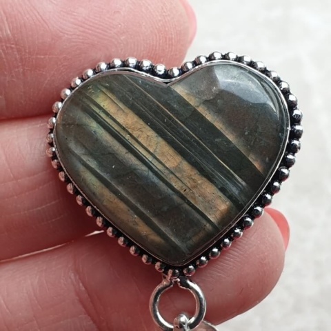 Labradorite pendant 26x22 mm no A181 Labradorite pendant 26x22 mm no A181