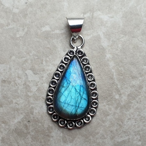 Labradorite pendant 27x16 mm no A148 Labradorite pendant 27x16 mm no A148