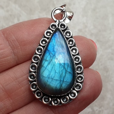 Labradorite pendant 27x16 mm no A148 Labradorite pendant 27x16 mm no A148