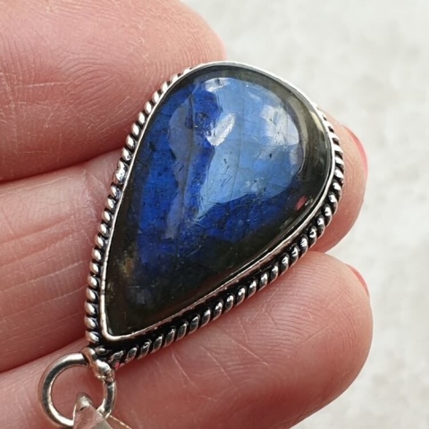 Labradorite pendant 27x16 mm no A232 Labradorite pendant 27x16 mm no A232