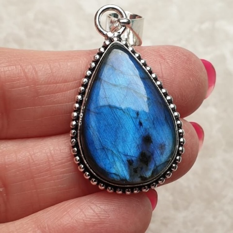 Labradorite pendant 27x18 mm no A93 Labradorite pendant 27x18 mm no A93
