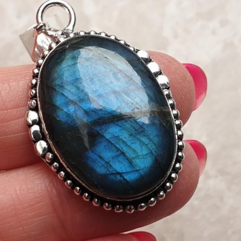 Labradorite pendant 27x19 mm no A103 Labradorite pendant 27x19 mm no A103