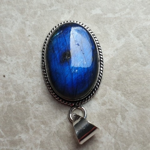 Labradorite pendant 27x19 mm no A133 Labradorite pendant 27x19 mm no A133