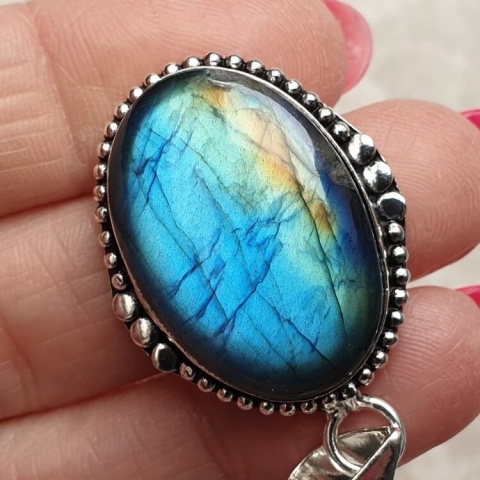 Labradorite pendant 27x19 mm no A69 Labradorite pendant 27x19 mm no A69