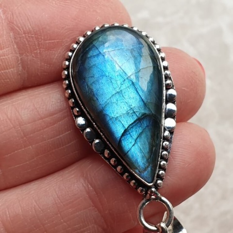 Labradorite pendant 28x16 mm no A176 Labradorite pendant 28x16 mm no A176