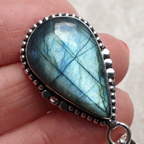 Labradorite pendant 28x17 mm no A154 Labradorite pendant 28x17 mm no A154