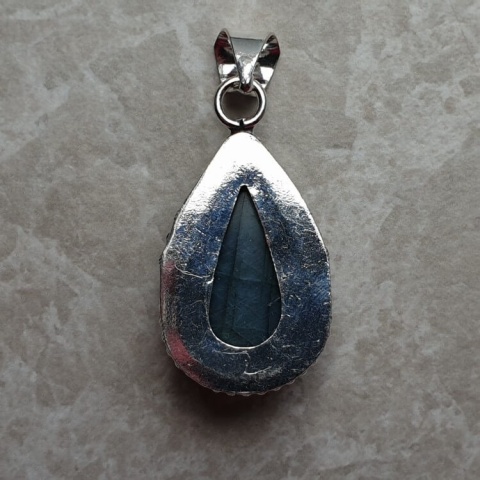 Labradorite pendant 28x17 mm no A154 Labradorite pendant 28x17 mm no A154