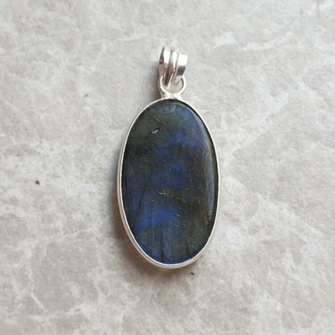 Labradorite pendant 28x17 mm no A370 Labradorite pendant 28x17 mm no A370