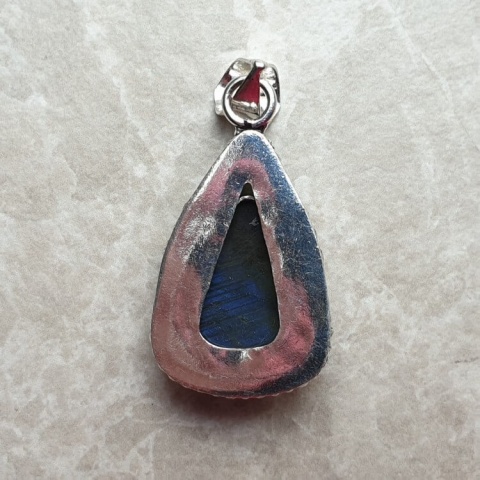 Labradorite pendant 28x18 mm no A163