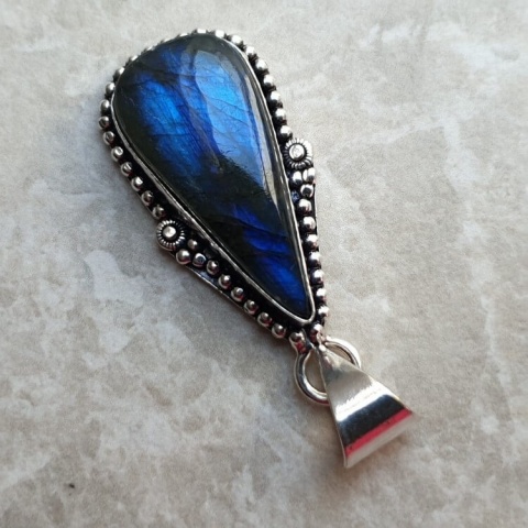 Labradorite pendant 29x14 mm no A191 Labradorite pendant 29x14 mm no A191