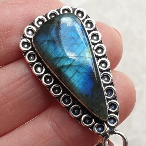Labradorite pendant 29x14 mm no A223 Labradorite pendant 29x14 mm no A223