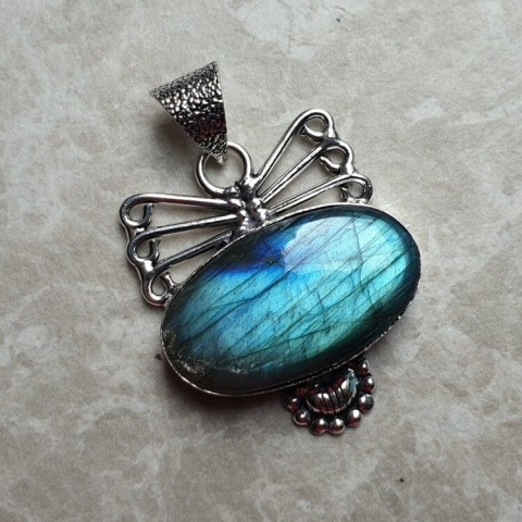 Labradorite pendant 29x17 mm no A132 Labradorite pendant 29x17 mm no A132