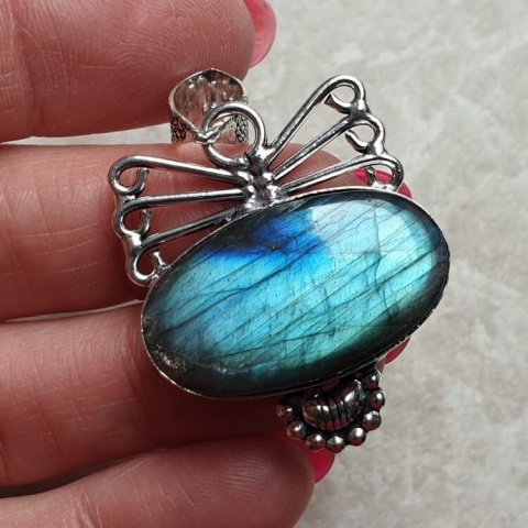 Labradorite pendant 29x17 mm no A132 Labradorite pendant 29x17 mm no A132