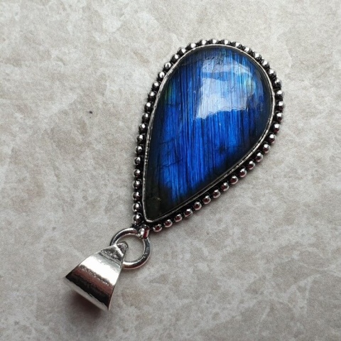 Labradorite pendant 29x17 mm no A145 Labradorite pendant 29x17 mm no A145