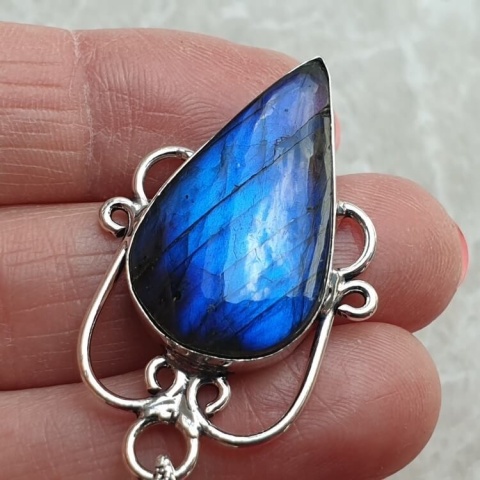 Labradorite pendant 29x17 mm no A234 Labradorite pendant 29x17 mm no A234