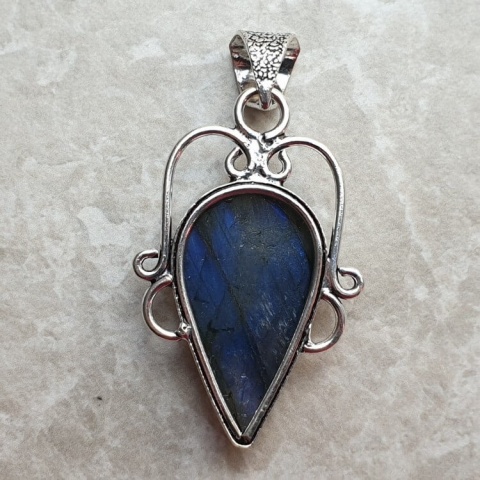 Labradorite pendant 29x17 mm no A234 Labradorite pendant 29x17 mm no A234