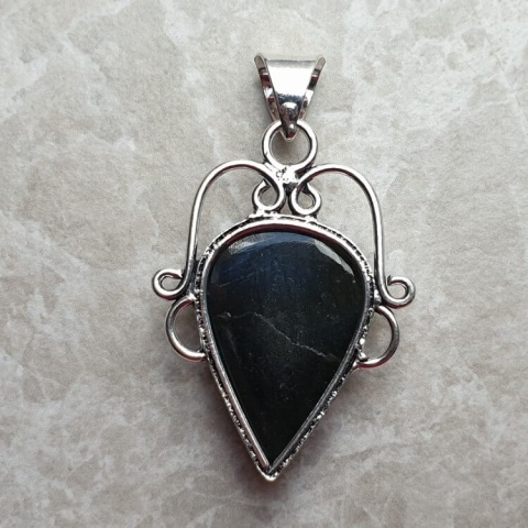 Labradorite pendant 29x20 mm no A159 Labradorite pendant 29x20 mm no A159