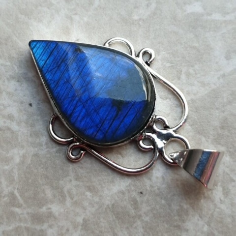 Labradorite pendant 29x20 mm no A238 Labradorite pendant 29x20 mm no A238
