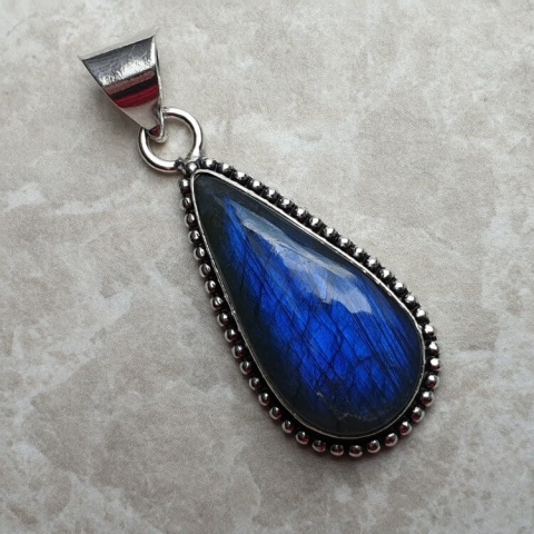 Labradorite pendant 30x15 mm no A140 Labradorite pendant 30x15 mm no A140