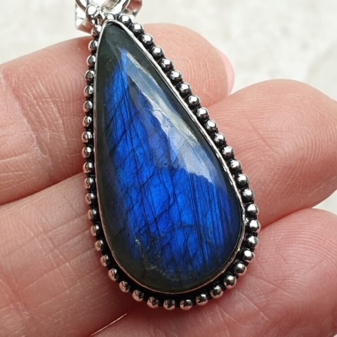 Labradorite pendant 30x15 mm no A140 Labradorite pendant 30x15 mm no A140